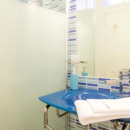 Vakantiehuis B34 - Central Townhouse In